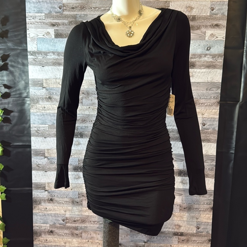 NWT! Forever XXI Short Length Long Sleeve Black Dress! Size Medium…